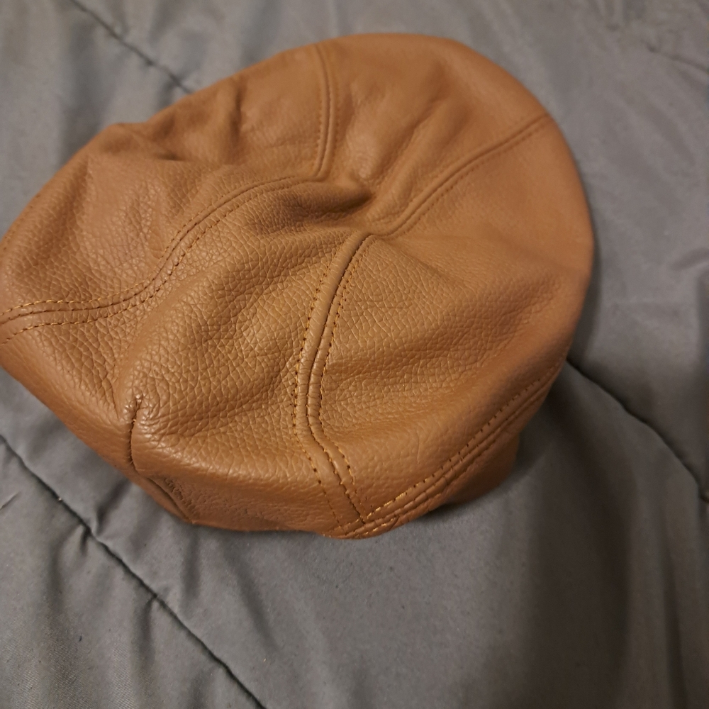Unisex Tan Leather Beret